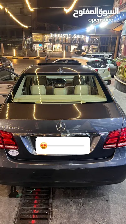 مرسيدس بنز E 200