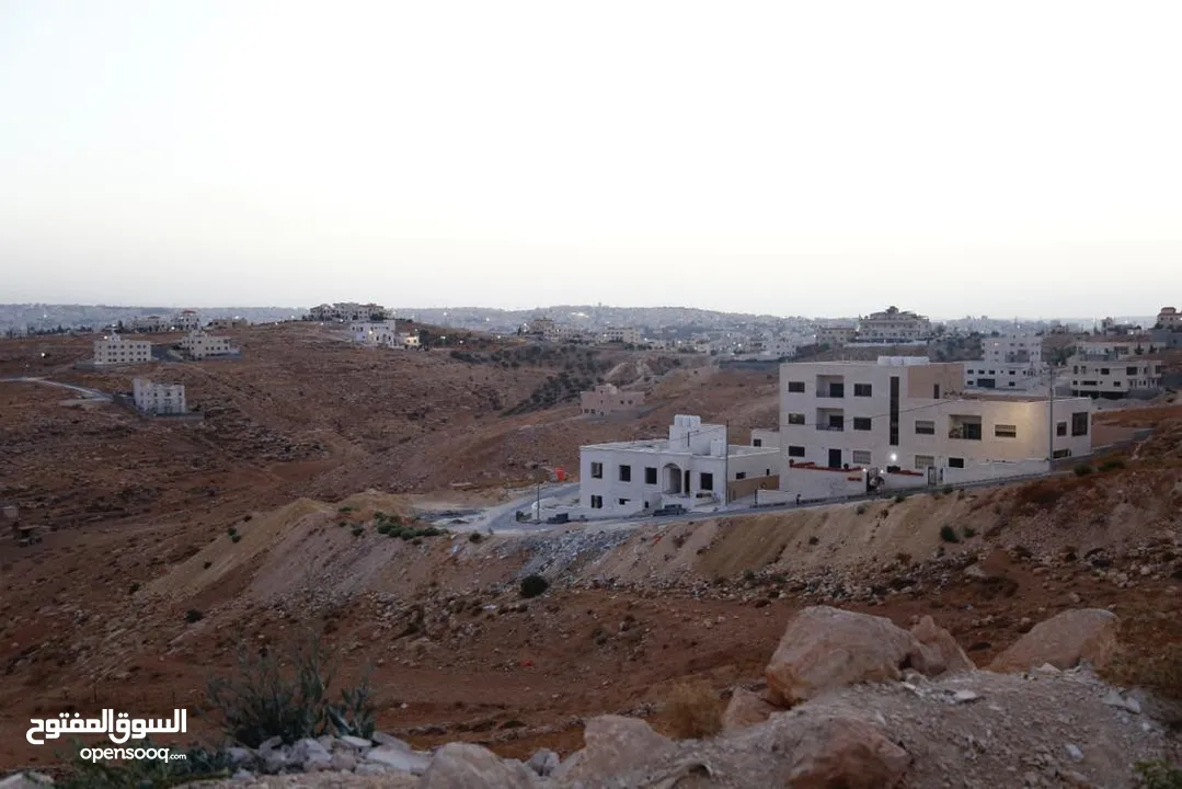 زينات الربوع / المكمان قطعه ارض مميزه للبيع بسعر مغري جدا