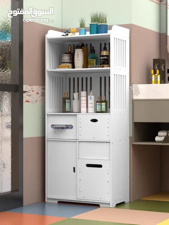 ستاند الحمام العصري PVC – أناقة ونظام في قطعة وحدة تصميم أنيق باللون الأبيض يضيف لمسة فخمة لأي زاوية