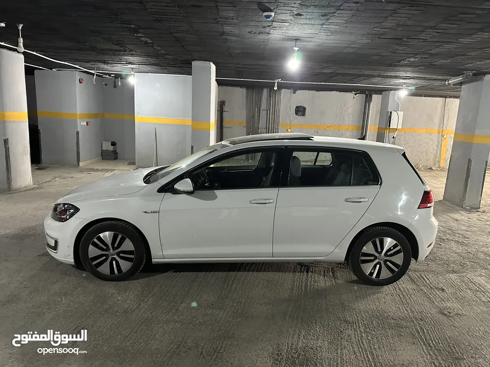 للبيع بحالة الوكالة Volkswagen E-Golf
