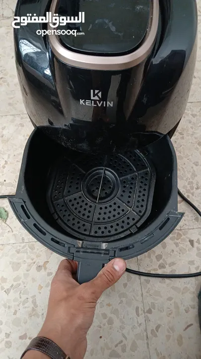 مقلاي هوائية نضيفة شغالة 100% البيع مستعجل بسعر طري