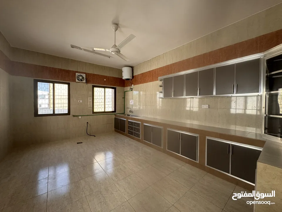 Very nice spacious flat 3 bhk for rent in south ghubra