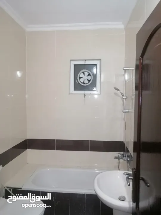 شقه سوبر ديلوكس للبيع