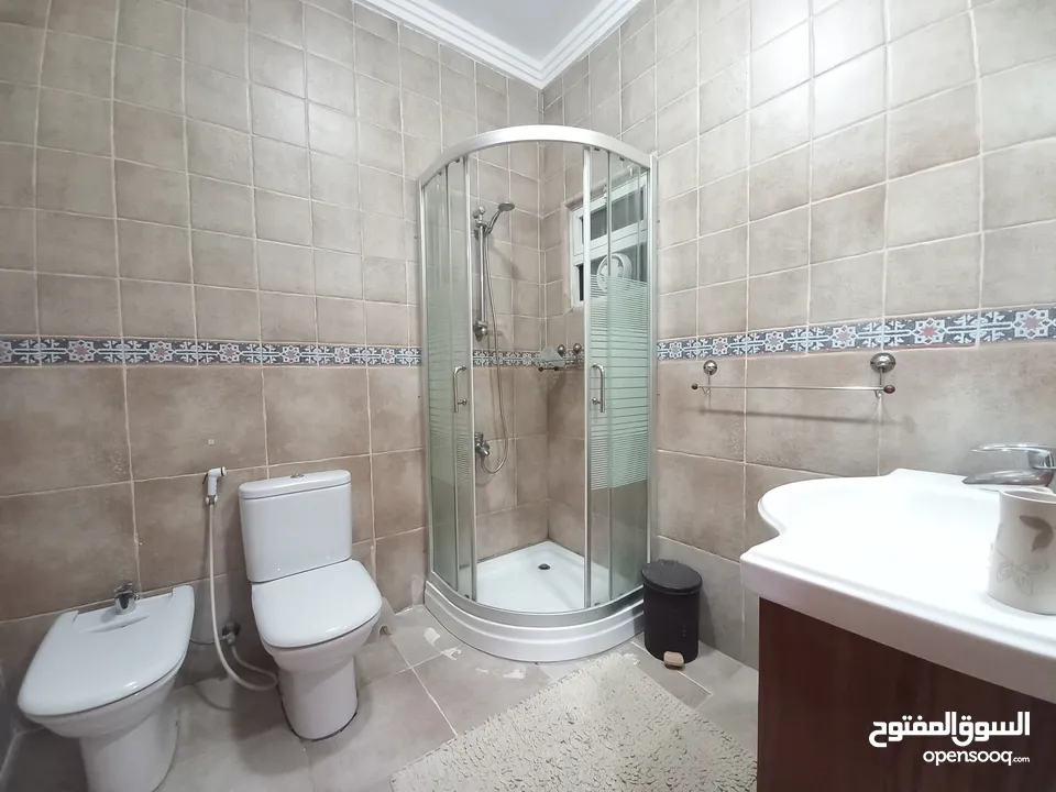 شقة مفروشة للإيجار في ضاحية الأمير راشد  ( Property 34302 )-175106971