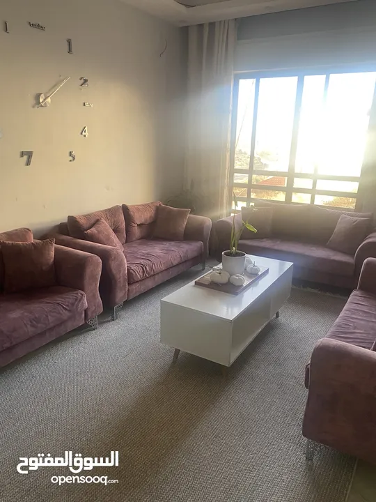 مجموعة اثاث وكهربائيات مستعمل بحالة الجديد