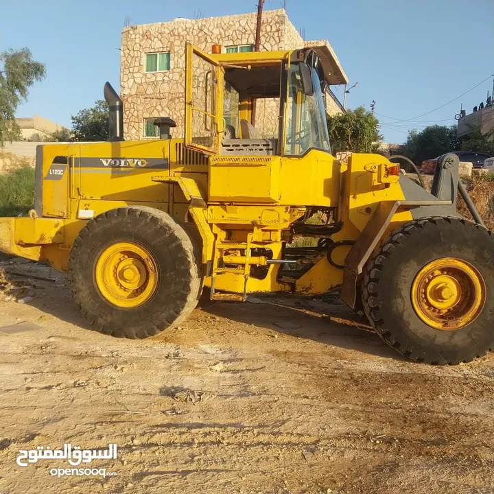 جرافه فولفو 120 C