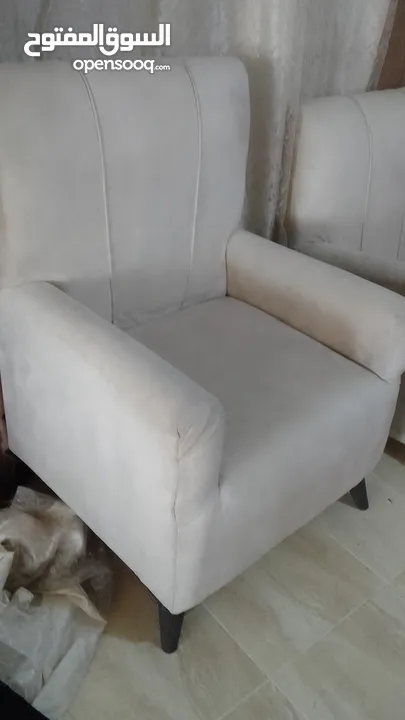طقم غرفه جلوس بحاله جيده للبيع