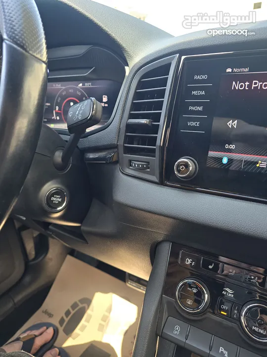 سكودا كاروك سبورت لاين 2021