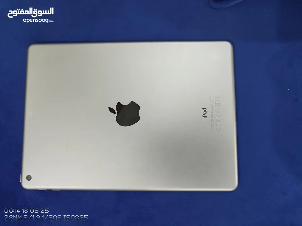 ايباد جيل خامس 2017, ذاكرة 128، رام 2 غيغا، بطارية مسبتها 94٪ د، مستعمل بحالة الوكالة خالي من تلشخوط