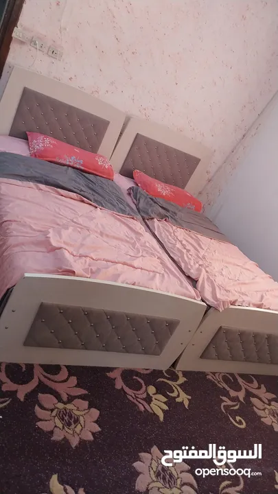 غرفة نوم شباب للبيع الحالة جيدا جدا