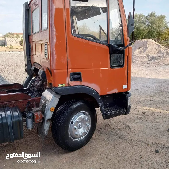 قلابه IVECO