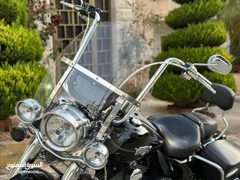 Harley Davidson road king classic