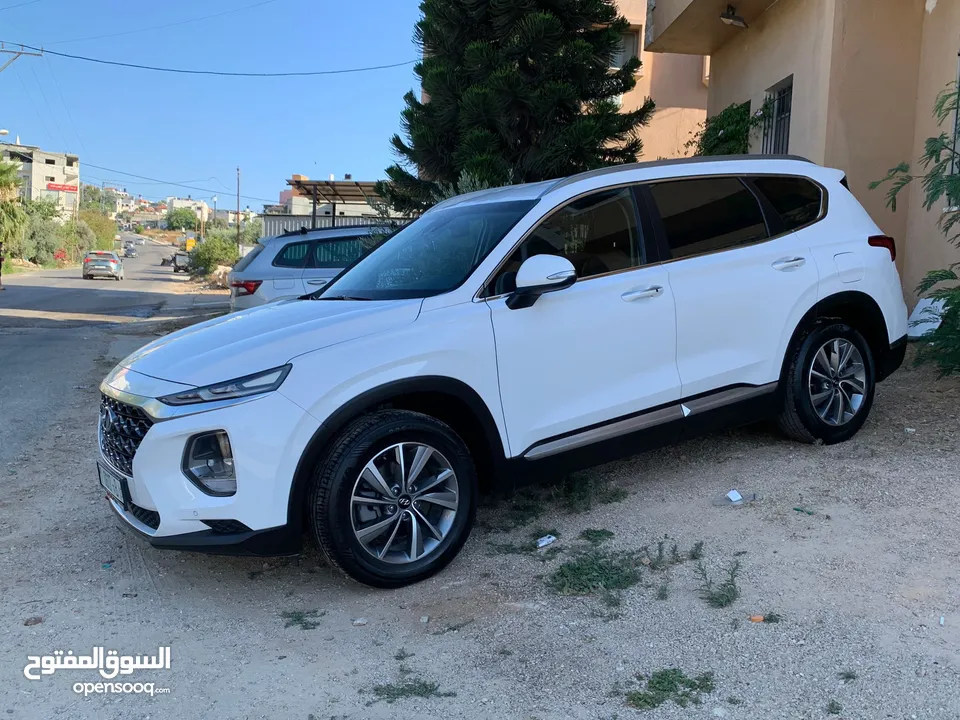 سنتافي 2019بالرخصة ركاب 6+1دهان شركة عداد 45الف فل فل اضافات ومواصفات ماتور 2000_ديزل امكانية البدل
