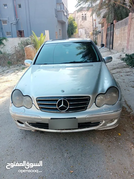 مرسيدس بنز 2003 C220 السعر 40الف كاش