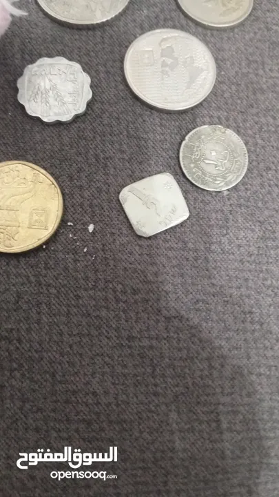 عملات قديمه من فئه لجنيه الاسرائيلي وليره السرائيليه وفئه الشيكل وعملاد معدنيه فلسطينيه