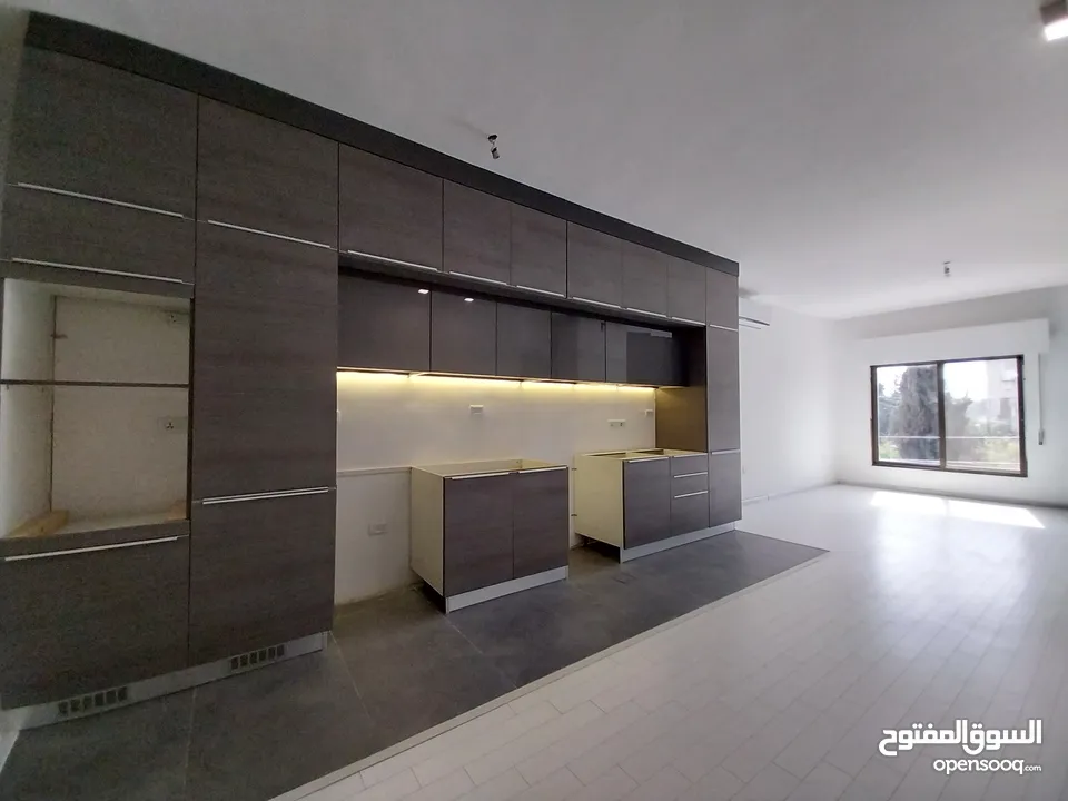 شقة للايجار في الويبده  ( Property 35018 )-175006920