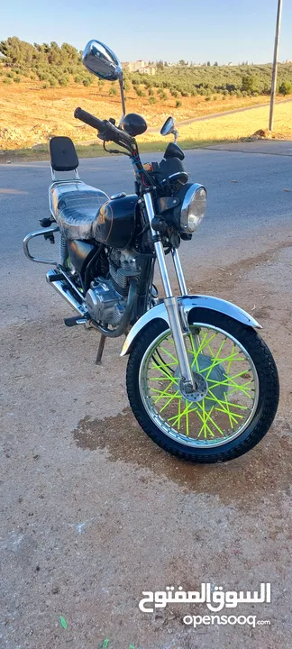 ما شاءالله دراجه يماها نضيفه ماتور 250cc  كلشي شغال فيها سلف وكوشوك جديد الله يبارك لصاحب النصيب الم