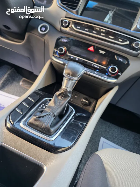 هونداي ايونك 2018 فل كامل فحص كامل عداد 130Km مالك 1 فقط