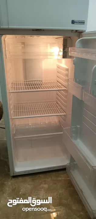 ثلاجه للبيع
