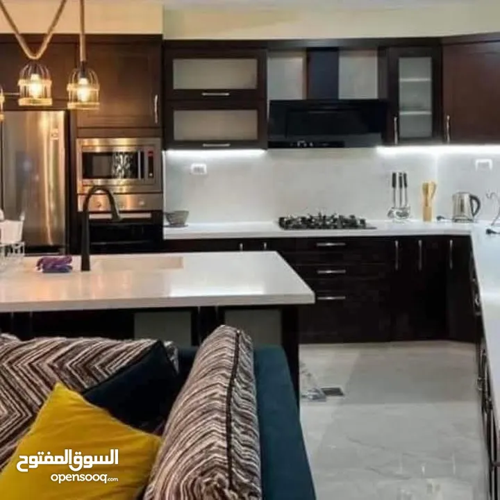 شقه مفروشه مميزه للايجار في البيره قرب شار ع القدس