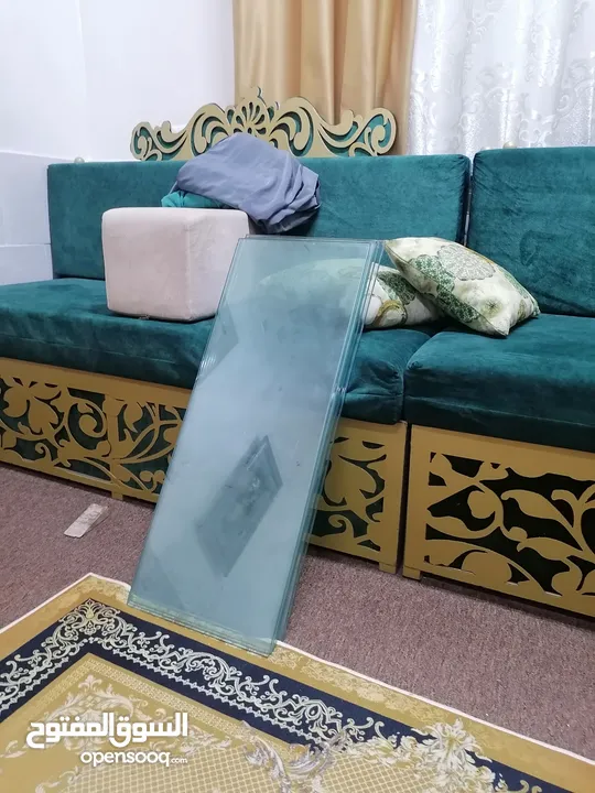 ارفف زجاج سوكريت للبيع