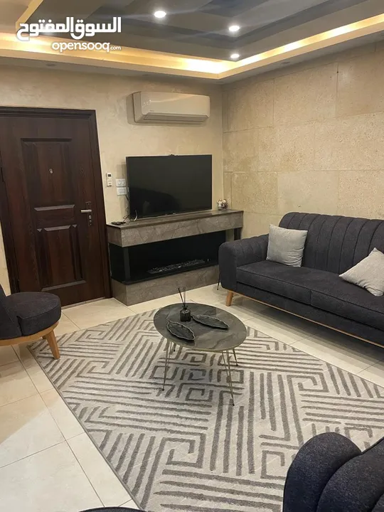 شقة روف مفروشة للايجار 2 نوم في شارع المدينة المنورة قرب مطعم ورد