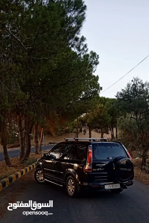 هوندا سي ار في للبيع