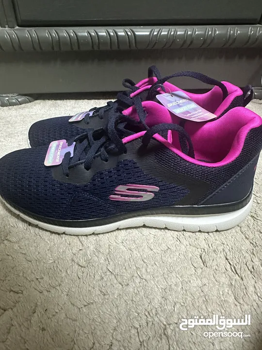 بوت جديد sketchers