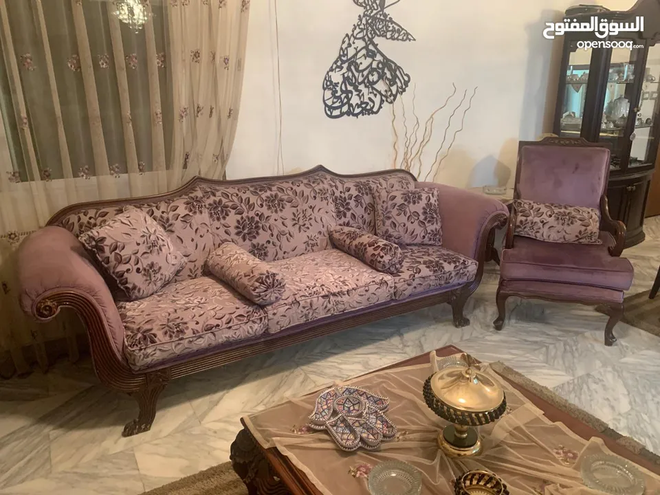 كنب للبيع عدد تسع مقاعد : قابل للتفواض