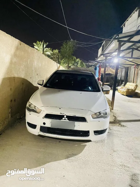 متسوبيشي لانسر