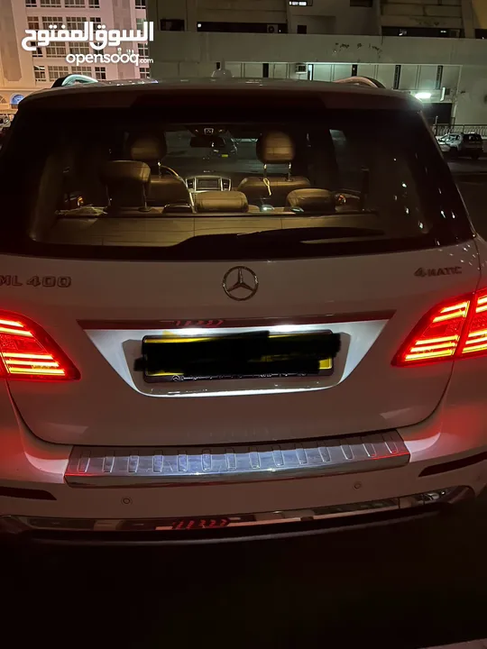 Mercedes Benz SUV ML 400 4 Matic (2015 Model)