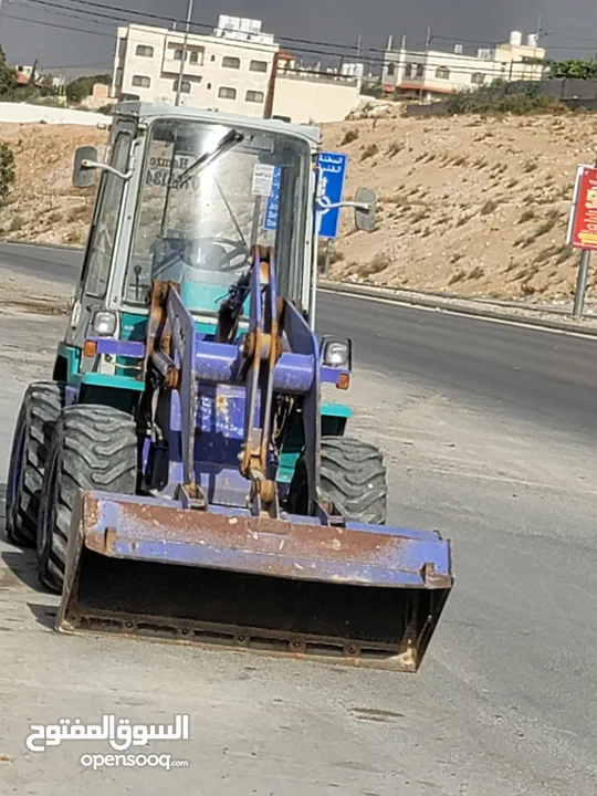 تعهدات عامة وهدم مباني ونقل جميع أنواع مواد البناء ونقل تراب أحمر وتعبيد الشوارع بأفضل أنواع الخلطة