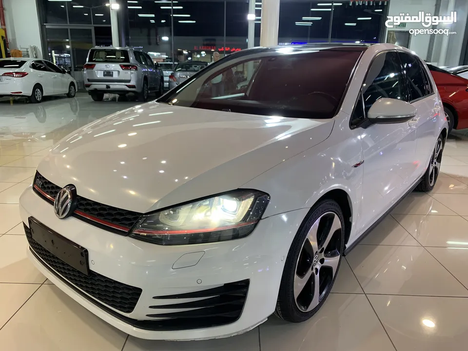 فولكسفاغن جولف GTI موديل 2016 خليجي بحاله ممتازه