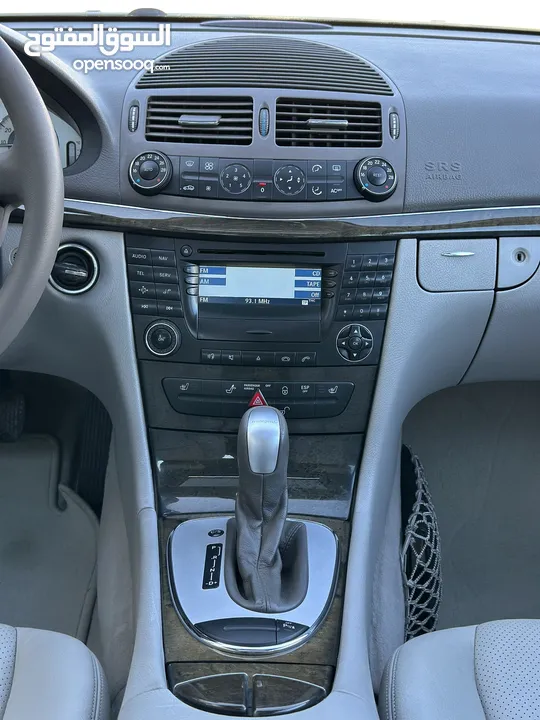 Mercedes E200 2004 ( Avantgarde ) Full option وارد الوكالة فحص كامل