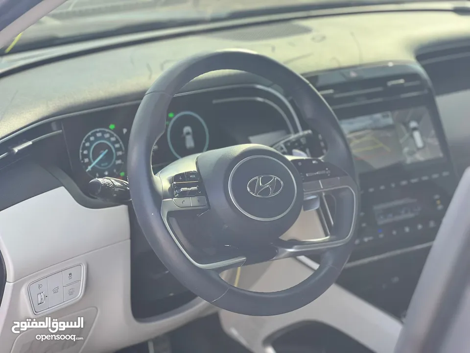 هونداي توسان/2022 فل الفل بدون فتحة سقف  2x4 ///240Hp بنزين + كهرباء  ( Haybrid) 1600cc