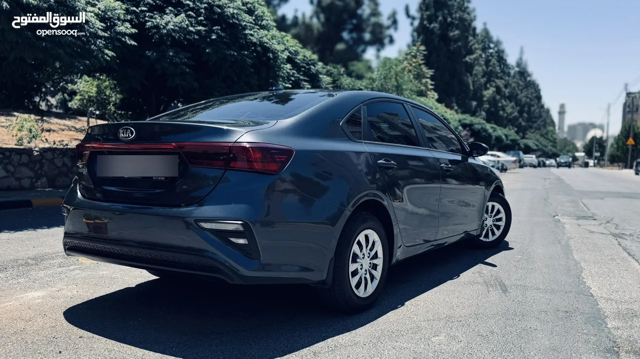Kia cerato   Model :2019  Dohc 1600 CC  Gearbox : automatic   Colour: Gary  Inside :Black ABS Airbag