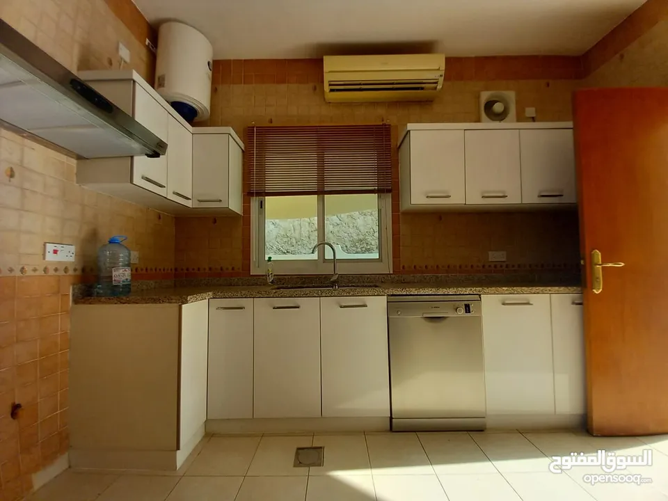 3 + 1 BR Twin Villa with a Large Front Yard in Qurum
