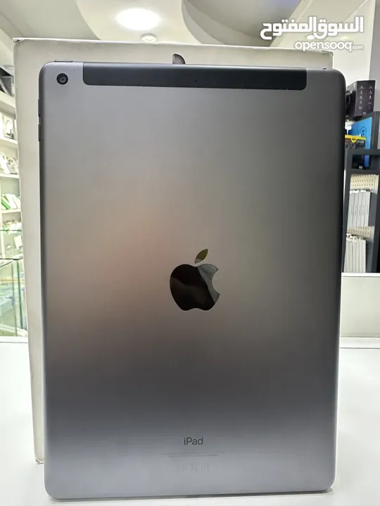 ايباد 7 128G في مدخل خط و بطاريه 100 مع كرتونه