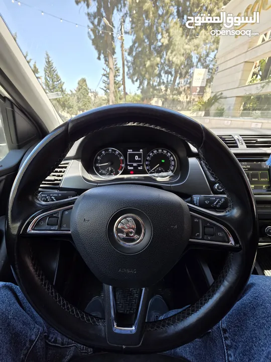 سكودا فابيا اوتومات بنزين ماتور 1200 تيربو ترخيص 2017