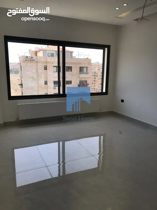 شقة فاخرة للبيع في الكرسي - خلف إدارة السير طابق اول 165م تشطيب سوبر ديلوكس لم تسكن