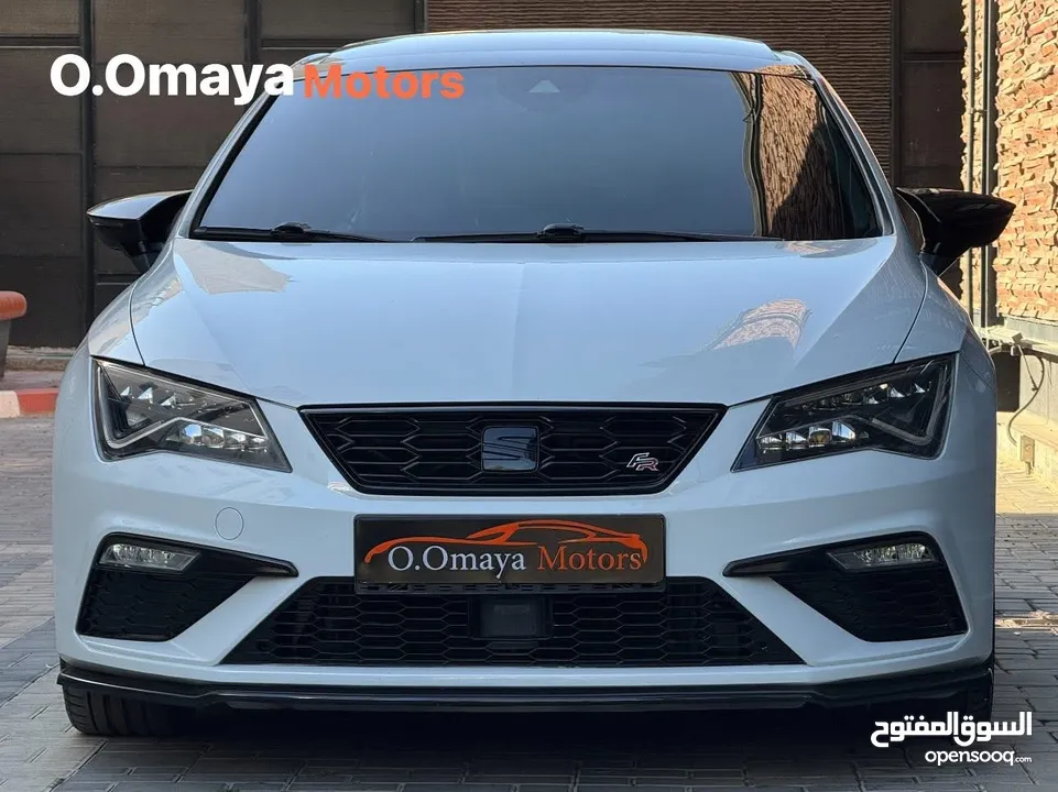 سعر حرق ع كاش SEAT LEON FR 2021  عداد قليل 30 KM و إضافات كاملة بانوراما ،اتوماتيك