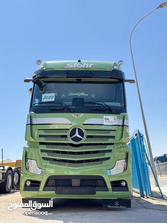 سيارة شحن مرسيدس  2020 mb5 قياس 2545 مع ونش طوب نوع palfinggr مع صندوق جناب المنيوم