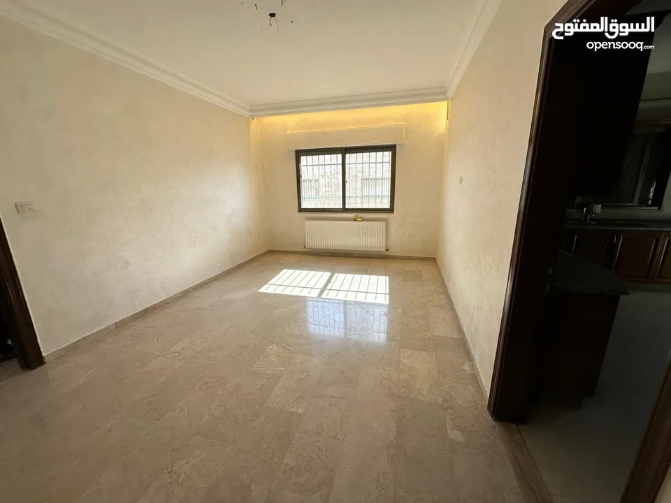 شقه شبه مفروشه للايجار في الرابيه ( Property 41232 ) سنوي فقط