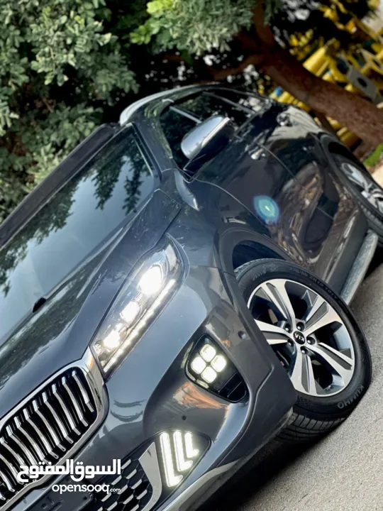 كيا سورنتو فل الفل مسكر أضافات جي تي لاين بحالة الشركة لسا المميز بكل تفاصيلو وأقل سعر بسوق