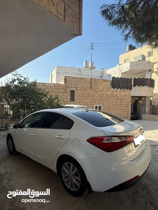 كيا سيراتو k3 سعرررررر حرررررررق حرررررررق مع فتحة سقف