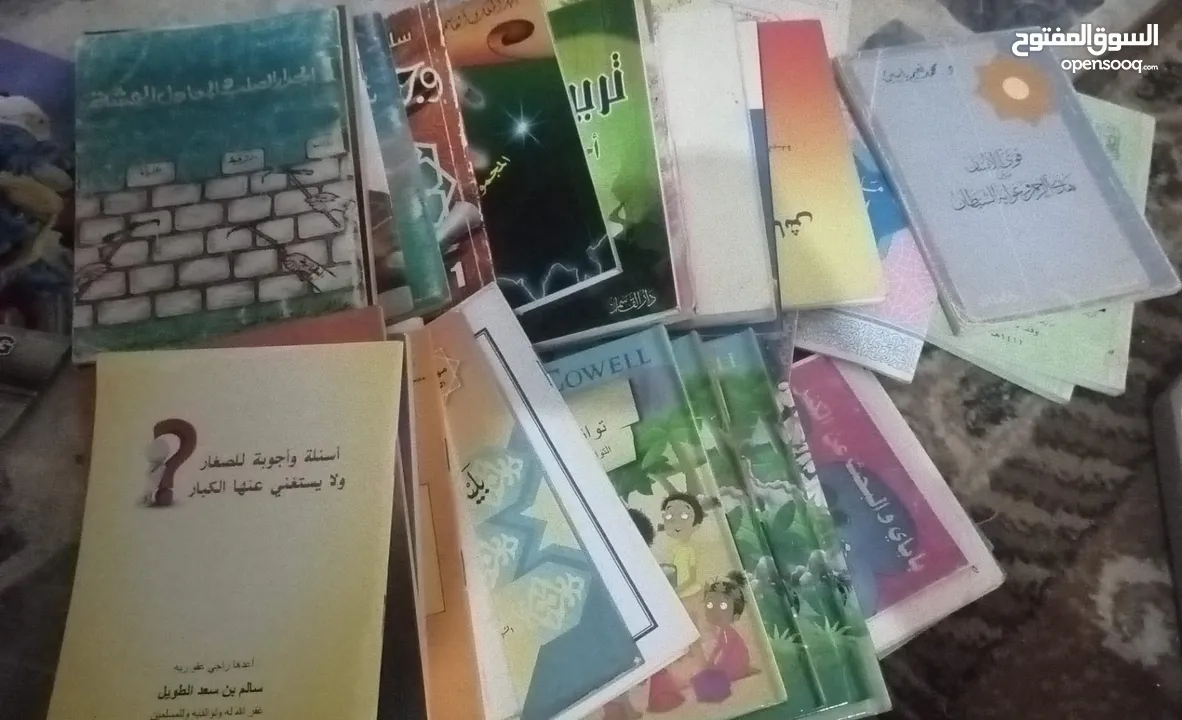 كتب منوعة علمية وأدبية ودينية الكتاب نص دينار وأقل  في كتب ربع دينار توجد كتب ب3 لو مجموعة الكتاب ب2