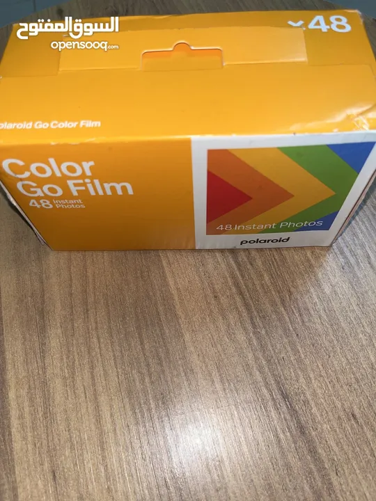 أفلام كاميرا Polaroid جديدة مش مفتوحة