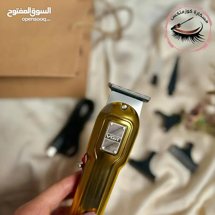 ماكينة و شفرة حلاقة 2 في 1  لازم تكون عند كل  شخص  للاماكن الحساسة و للجسم  VGR V-017 الاصلي