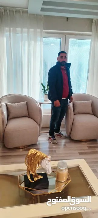 تنجيد جميع انواع الكنب والتفصيل والصيانه المنزليه بأقل الأسعار، والتوصيل مجاني...