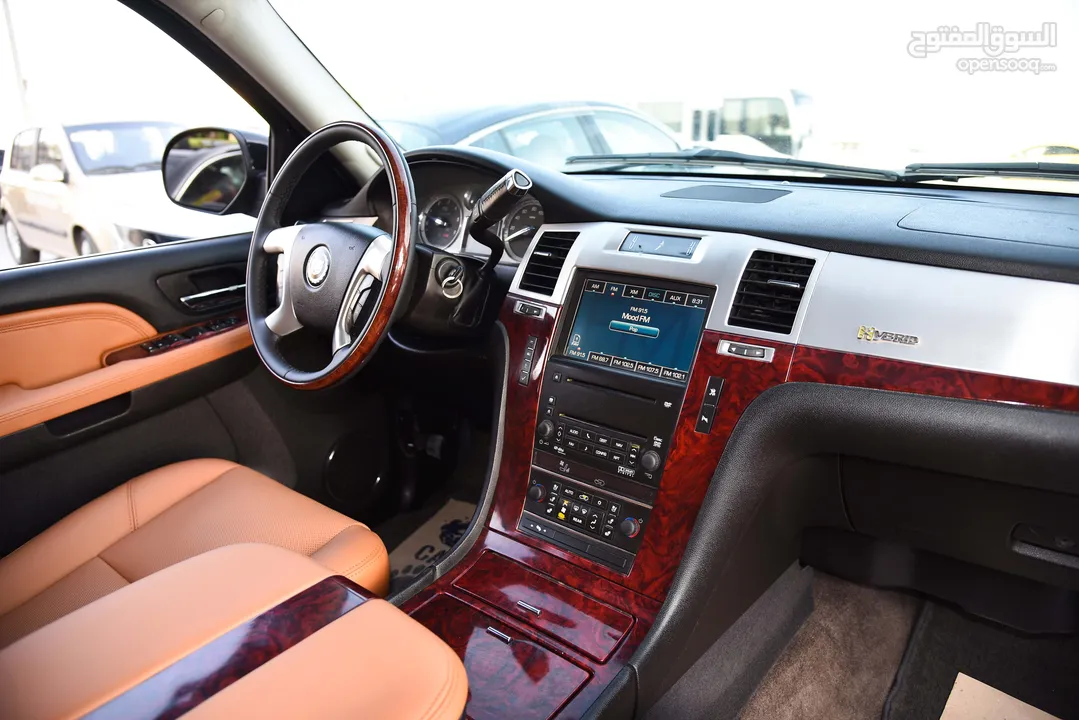 كاديلك سكاليد بلاتينيوم هايبرد بحالة ممتازة Cadillac Escalade Hybrid 2009
